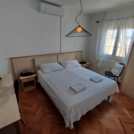 Luce 1 & Апартаменты *